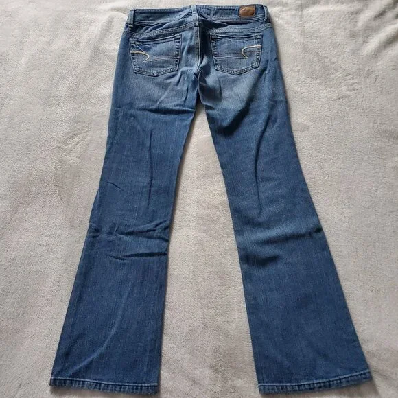 American‎ Eagle Distressed Original Boot Denim Jeans Size 2 Low Rise - Picture 3 of 9